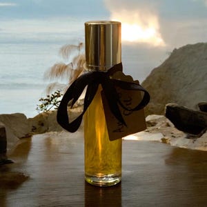 Frankincense and Myrrh Organic Anoiting Oil Travel Size