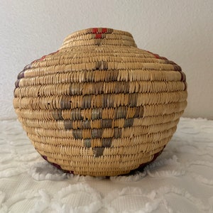 Yupik Alaska gewebte Spiralvase