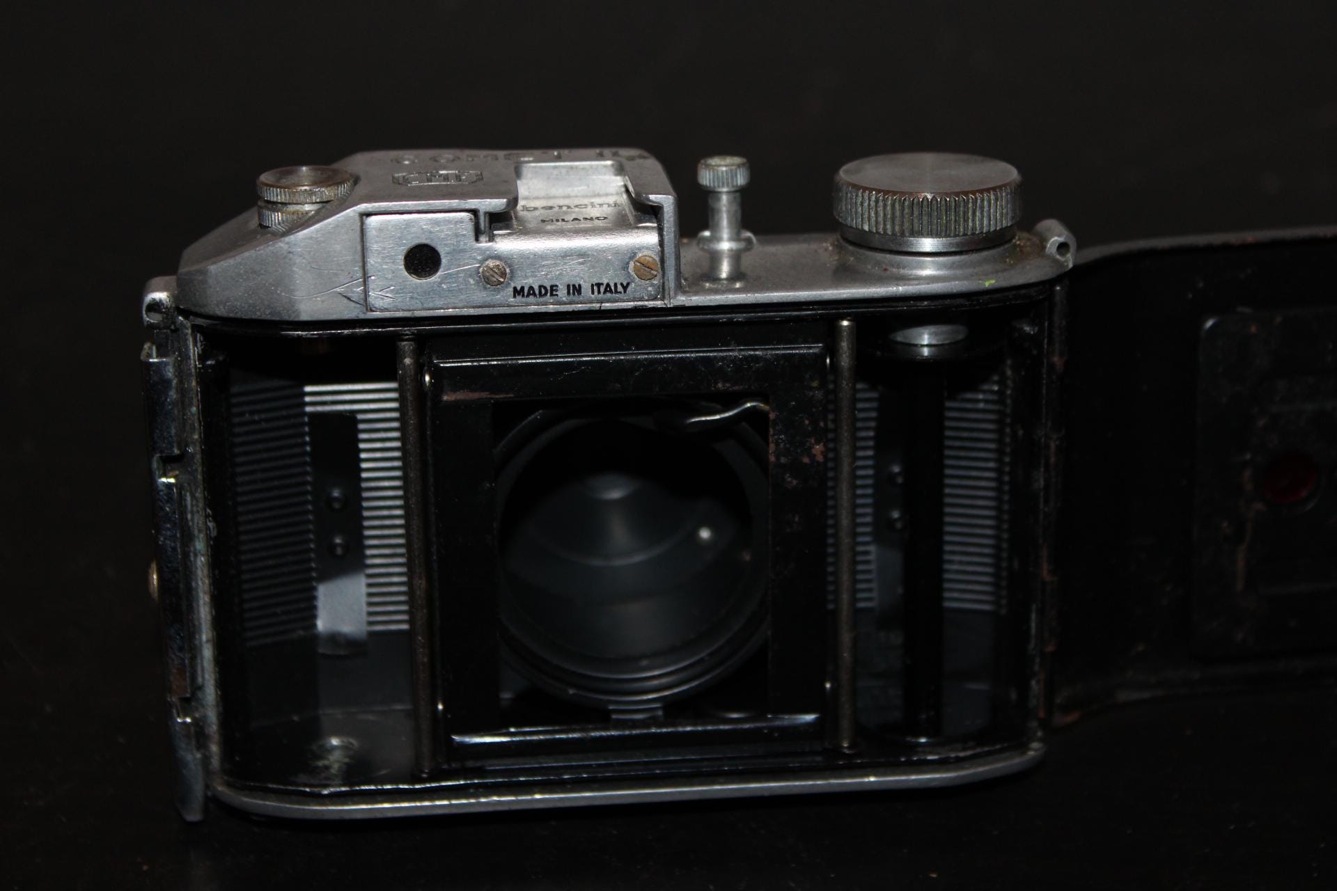 Ancien appareil photo BENCINI COMET II ITALY - non testé
