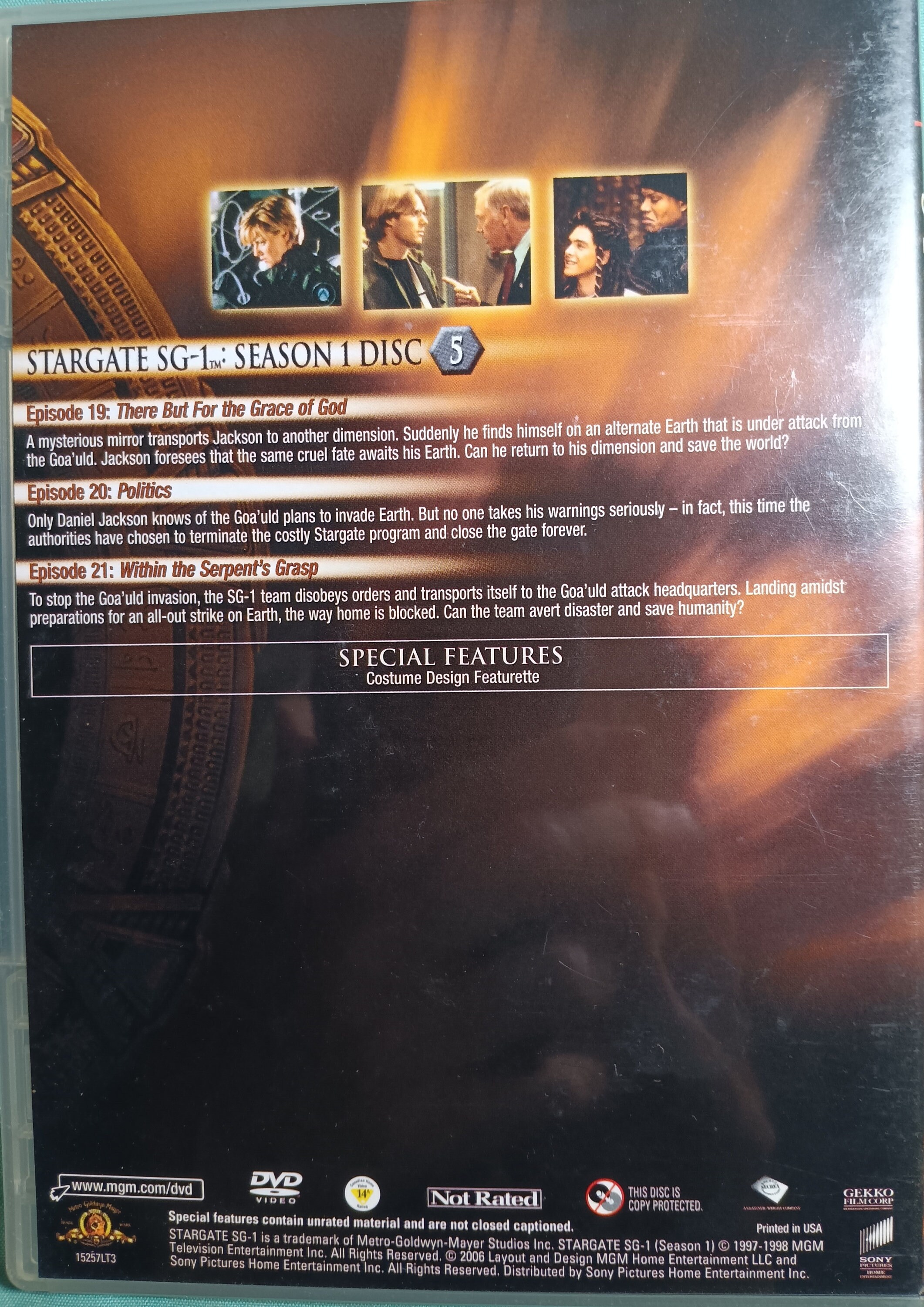 Amazon.com: Stargate SG1: The Complete First Season