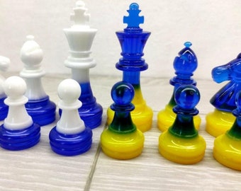 くまのプーさんチェスセット - アンティークホワイトとソフト銅の古び