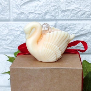 Swan Candle | Orange Swan | Home decor | Wedding Decor | Sculptural Candle | Soy Wax | Gift idea|  Handmade Candle | Κερι Αρωματικο Κυκνος