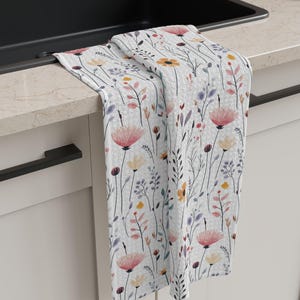 Summer Wildflower Pattern Tea Towel Summer Floral Aesthetic Pattern Kitchen Microfiber Waffle Dish Towel