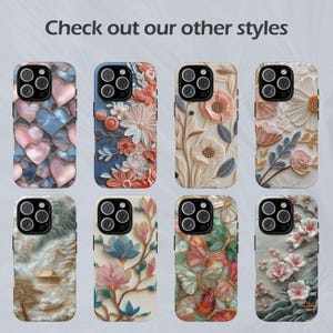 Puede incluir: Colecci&oacute;n de fundas para tel&eacute;fonos con varios dise&ntilde;os. Las fundas presentan patrones florales, de coraz&oacute;n y de paisaje en relieve en tonos rosa, azul y beige. El texto "Check out our other styles" est&aacute; en la parte superior.