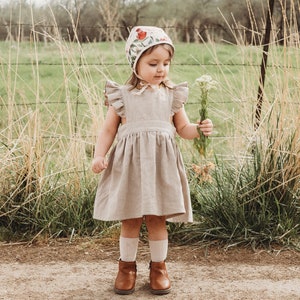 Abito in lino per bambine, abito in lino per neonati, abito vintage per neonati, abito in lino per bambine, abito in lino beige per bambine, abito in lino con grembiule per bambine