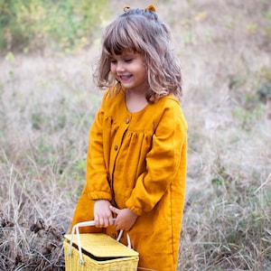 Girls Linen Dress, Mustard linen dress,  Fall linen Dress, Toddler linen dress, Vintage linen Girls Dress, linen dress with pockets