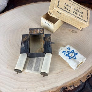 Vintage Jewish Tefilah Scroll In Ark, Israel, Judaism, Religious, Torah, Study, Collectable, miniature, Judaica
