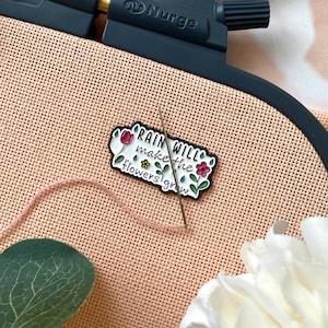 Quote magnetic needle minder, floral needle magnet, Small needle nanny, Magnetic needle storage, Sewing accessory, Cross stitch gift