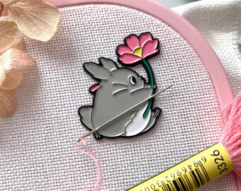 Cute Grey Bunny Needle Minder, Kawaii Needle Keeper, Flower Needle Holder for Cross Stitch, Animal Needle Nanny, Embroidery Accessory