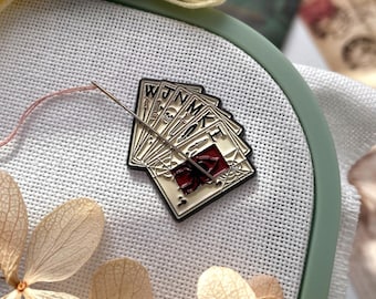 Cards Enamel Needle Minder, Needle Holder for Cross Stitch and Embroidery, Magnetic Needle Keeper, Needle Magnet