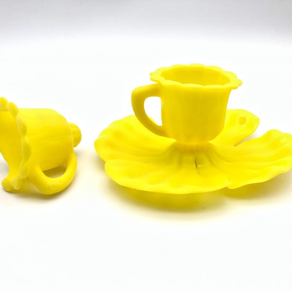 Tasses à thé et soucoupes jonquilles chocolaterie réplique accessoire cosplay comme Wonka