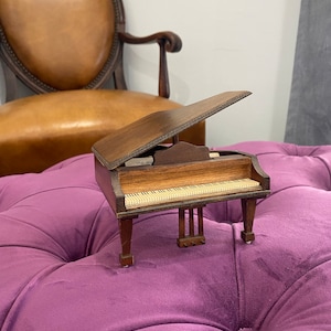 Vintage baby grand piano music box