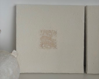 Arte abstracto en lienzo color crudo: papel wabi sabi para colgar en la pared (30,5 x 30,5 cm)