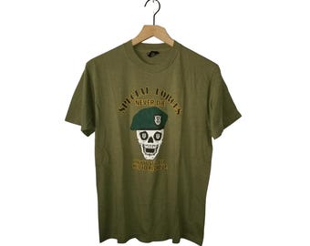 Camiseta vintage de las Fuerzas Especiales "Nunca Mueran" con calavera militar de los años 80, talla L