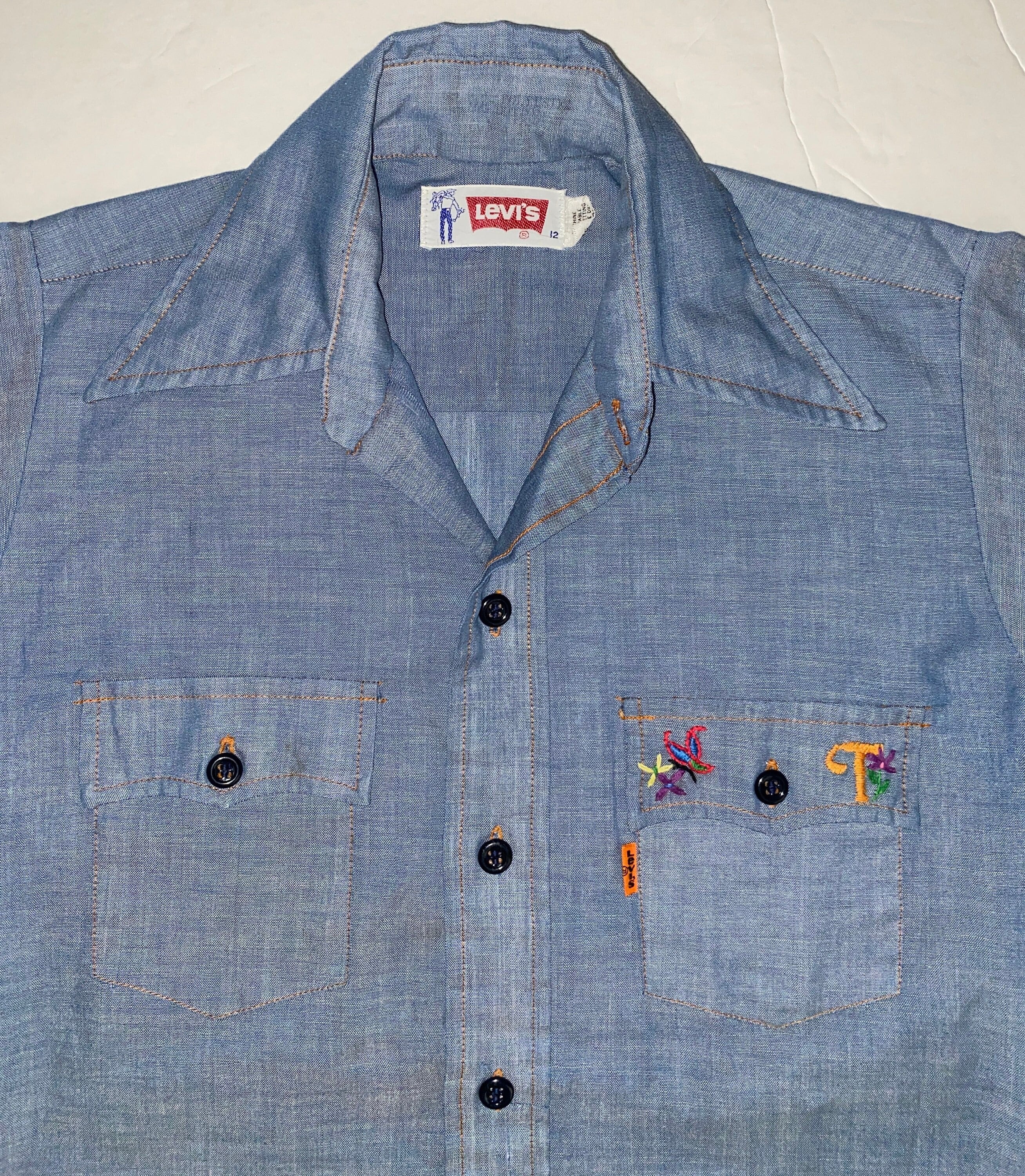 Levi's Vintage 70s Chambray Shirt Floral Embroidered Button up Orange Tab USA Youth Girls 12 - Etsy Levi's Vintage 70s Chambray Shirt Floral Embroidered Button up Orange Tab USA Youth Girls 12 - Etsy
