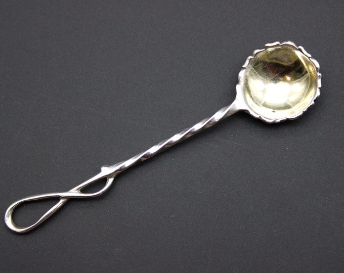 A 'Whip' Handle, Henry Holland, London 1847 Silver-Gilt Condiment Spoon