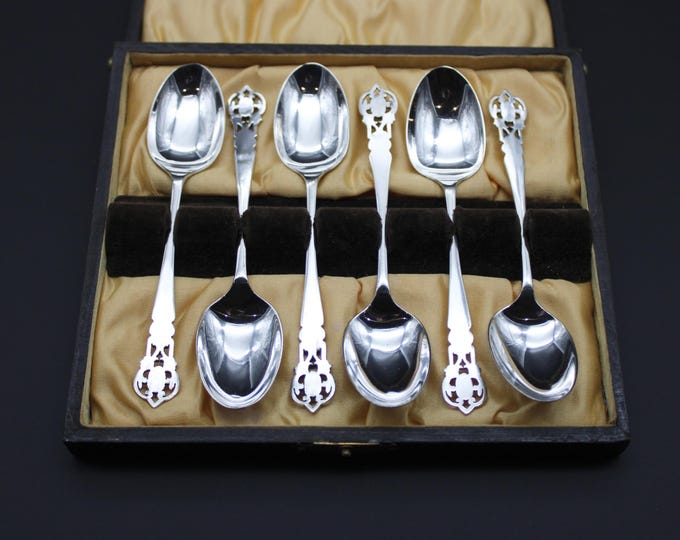 A Cased Set of 6, Allen & Darwin, Sheffield 1909, Sterling Silver Tea Spoons