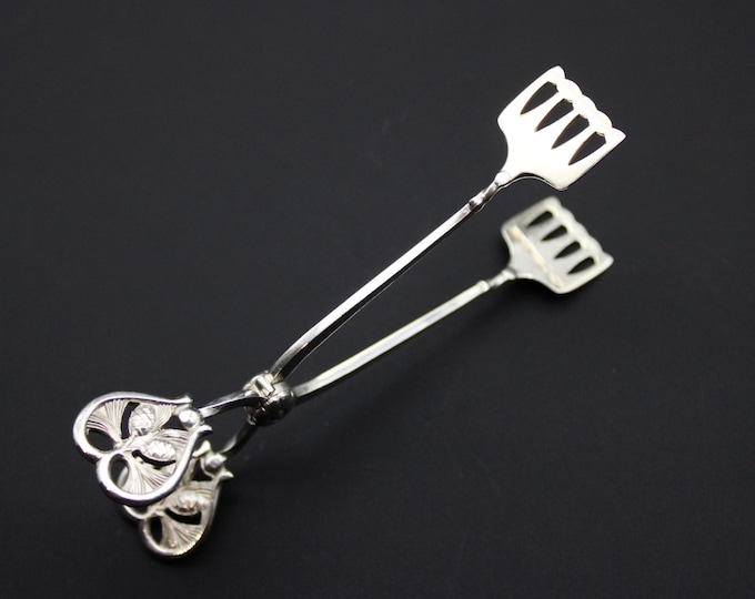 A Pair of Kultakeskus, Finnish 'Pine Cone' Silver Serving Tongs