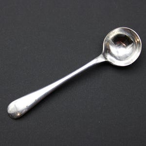 A William Neale, Birmingham, George V Period Sterling Silver Condiment Spoon