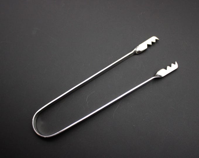 A Pair of Italian '800' Grade Silver Serving Tongs