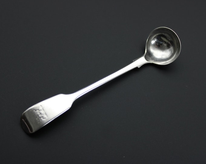 A George Adams (Chawner & Co), Victorian, Silver Condiment Spoon