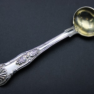 A Josiah Williams, Bristol, Victorian Silver Gilt Salt Ladle