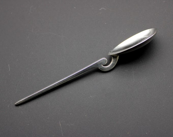 A Turner & Simpson Birmingham, Silver Reproduction Roman Tea Spoon