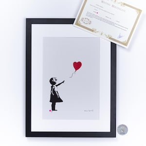 BANKSY LIMITED Original M Arts Edition CERTIFICAT fille avec un ballon art encadré Serigraphie signée  150 street Art wall  ballon