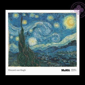 Puede incluir: Una pintura de un cielo nocturno estrellado con un cielo azul y amarillo que gira. La pintura presenta una gran luna amarilla brillante y un ciprés verde oscuro en primer plano. La pintura se titula "La noche estrellada" de Vincent van Gogh y es del Museo de Arte Moderno (MoMA).