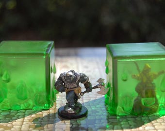 Gelatinous Cube Miniature - 32 mm scale monster miniature for DnD mini for tabletop ttrpg gaming dungeons and dragons tabletop roleplay game