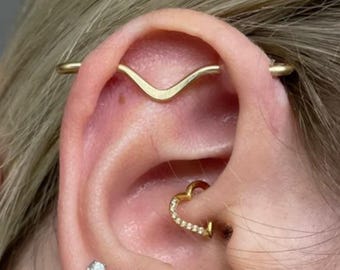 Smooth V Threadless Industrial Piercing / Pierced Ear Bar
