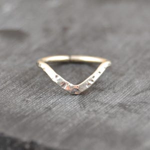 V Textured Silver Conch Earring, Conch Jewelry, Conch Hoop, Conch Piercing, Cartilage Earring, Cartilage Hoop, Cartilage Ring, Gold Conch