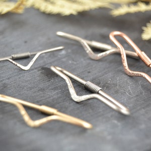 V Textured Industrial Ear Bar, Industrial Piercing, Industrial Barbell, Industrial Jewelry, Cartilage Earring, Ear Bar, Double Ear Piercing