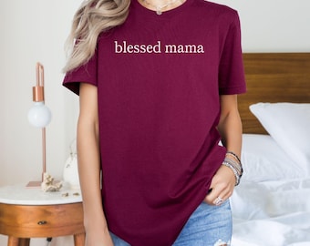 Välsignad mamma-tröja | Kristen mamma-t-shirt | Nybliven mamma-present | Trobaserad moderskapströja | Blivande mamma-present | Religiös mors dag-present
