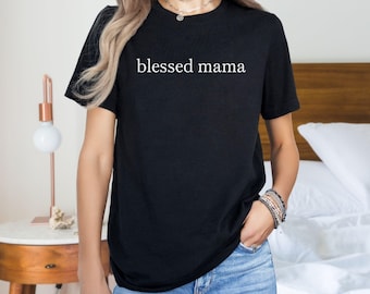 Välsignad mamma-tröja | Kristen mamma-t-shirt | Nybliven mamma-present | Trobaserad moderskapströja | Blivande mamma-present | Religiös mors dag-present