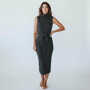 black sleeveless turtleneck dress Spanx Women's AirEssentials Draped Material100Linen perfect for 0 Style:Pre-order Size 6