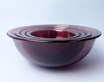 Vintage Pyrex Cranberry Mixing Bowls, Set of 4