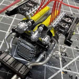 1/25 Lamborghini Countach engine