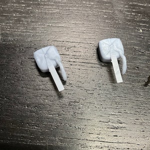2 Parachutes for 1/25 scale cars
