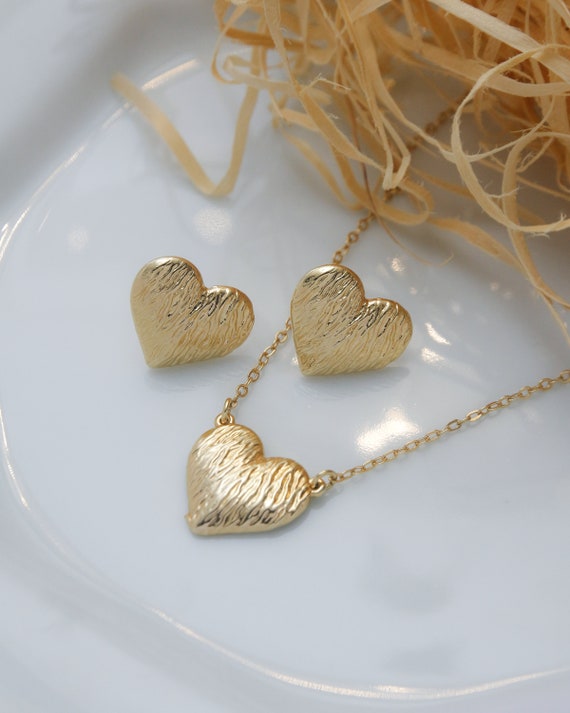 Heart Shaped Necklace and Earrings Set - LB53 + LC55 Heart Shaped Necklace and Earrings Set - LB53 + LC55