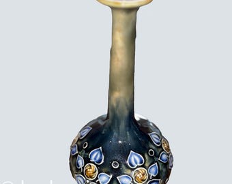 Jarrón ánfora Art Nouveau: Cerámica bohemia RStK, azul cobalto y dorado, c. 1900