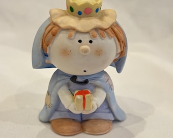 Figura vintage de los Patanes: Princesa de bizcocho pastel, corona y regalo