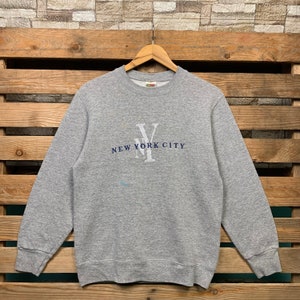 Vintage New York City Sweatshirt New York City Pullover Sweater New York City Crewneck Jumper New York City Graphic Print Grey Color