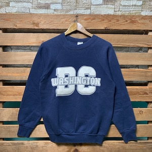 vintage Washington DC Sweat-shirt Washington DC Pull-over Pull Washington DC Ras Du Cou Logo Washington DC Graphique Bleu marine Petit