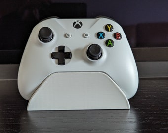Xbox controller stand with internal battery storage (Xbox One/Xbox Series X|S)