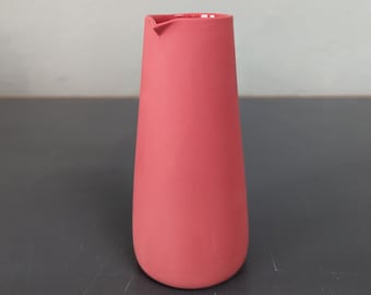 Handgemachtes Milchkännchen in rot aus hochwertigem Limoges Porzellan, elegantes contemporary Design, Keramik Geschenk