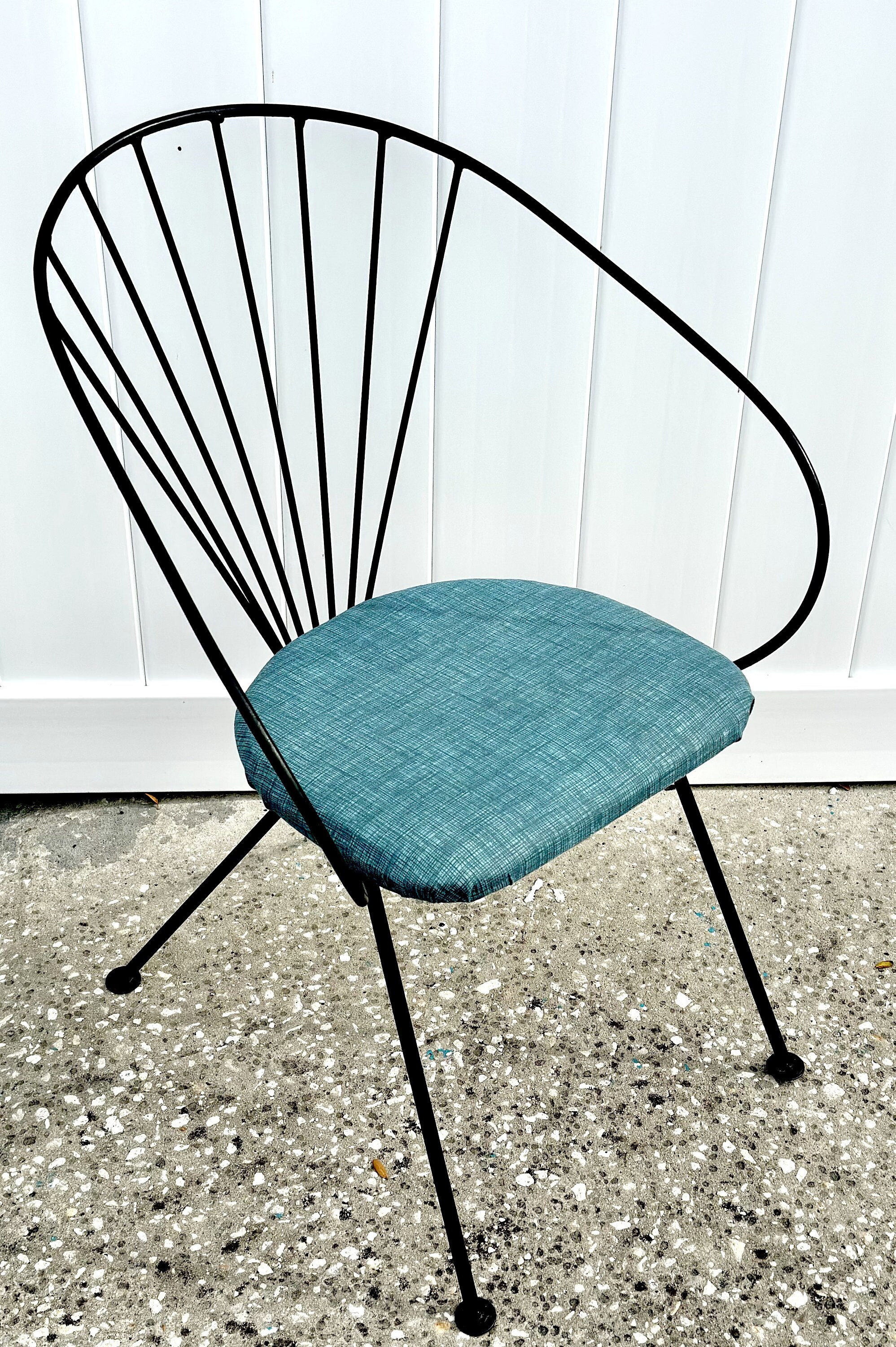 Metal hoop chair frame outlet