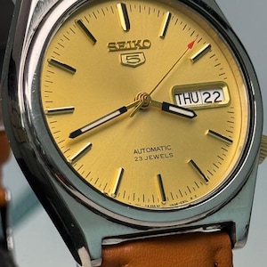 Vintage Seiko 5, yellow dial, brown leather strap automatic gents rare dial clean watch (H14)