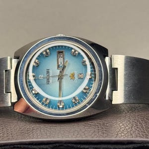 Vintage Ricoh, Blue Dial, Oyster Stainless Steel Bracelet, 9 Jewels (H30)