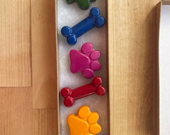 Dog Crayons, Crayon Gift Set, Party Favor, Kids gifts, Easter basket filler, unique kids gifts, Stocking Stuffer, Paw Patrol, Paw print